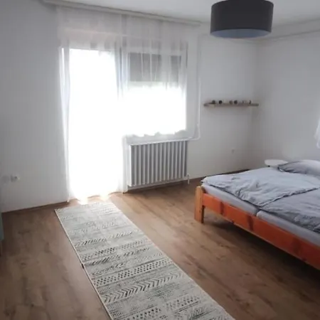 Lägenhet Alsoorsi Pihenohaz *